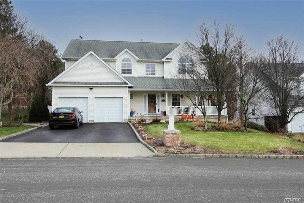 #1 photo, 97 Beechwood Drive, サフォーク郡 Manorville , NY 11949