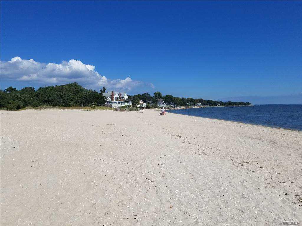 #12 photo, 15 Downs Boulevard, サフォーク郡 Jamesport , NY 11947