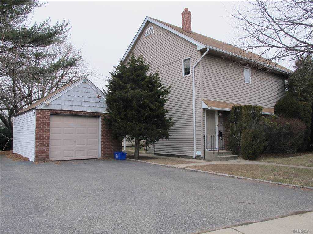 #1 photo, 434 Foxhurst Road, ナッソー郡 Oceanside , NY 11572