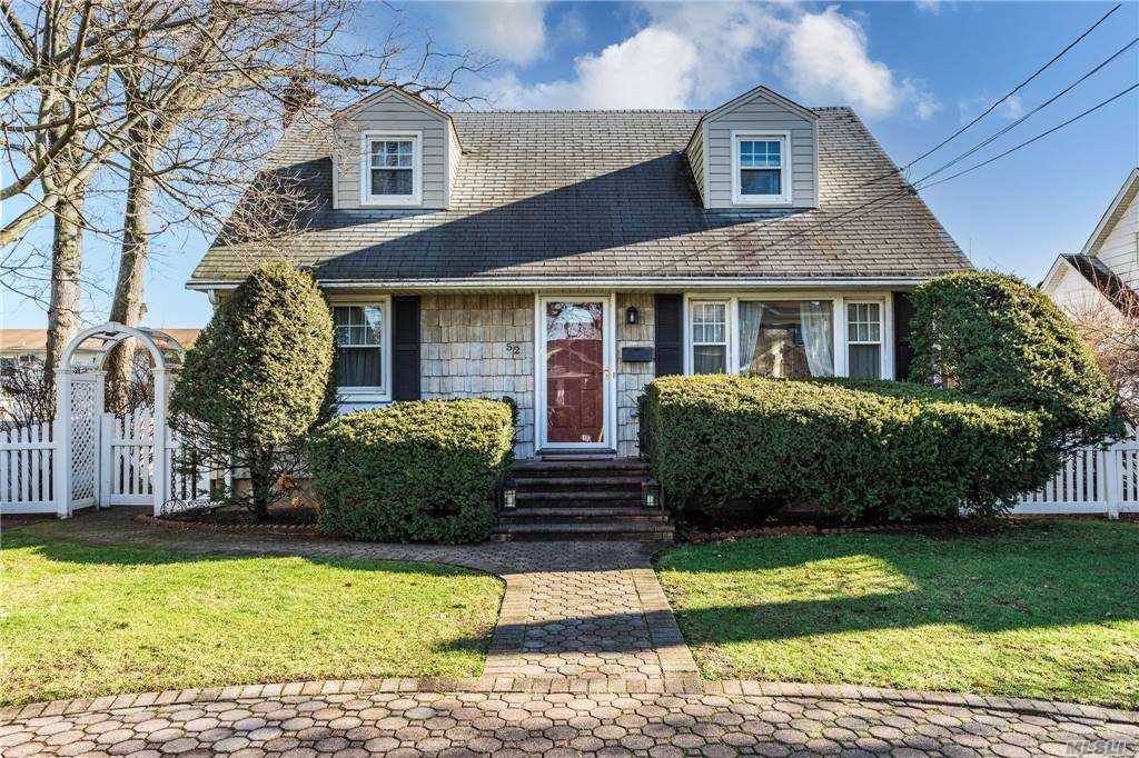 #1 photo, 52 Chicago Avenue, ナッソー郡 North Bellmore , NY 11710