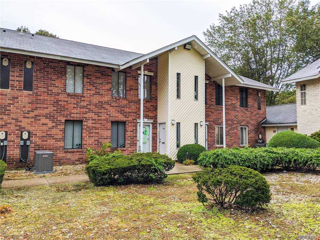 #1 photo, 40 Navajo Court, Coram , NY 11727