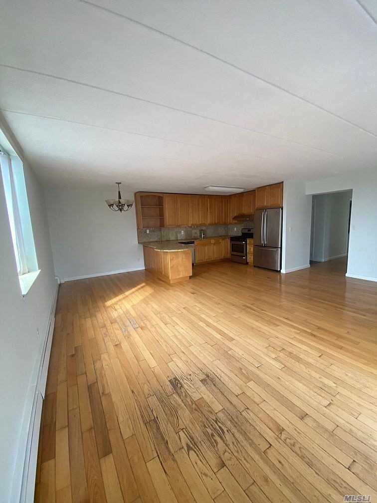 #1 photo, 136-24 Maple Avenue, Flushing , NY 11355