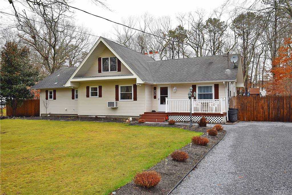 #1 photo, 434 River Road, サフォーク郡 Shirley , NY 11967