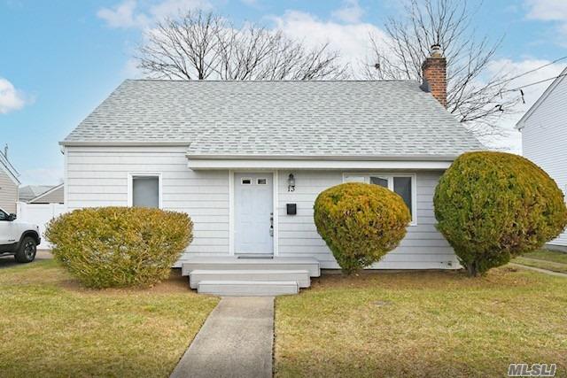 #1 photo, 13 Colonial Avenue, Merrick , NY 11566