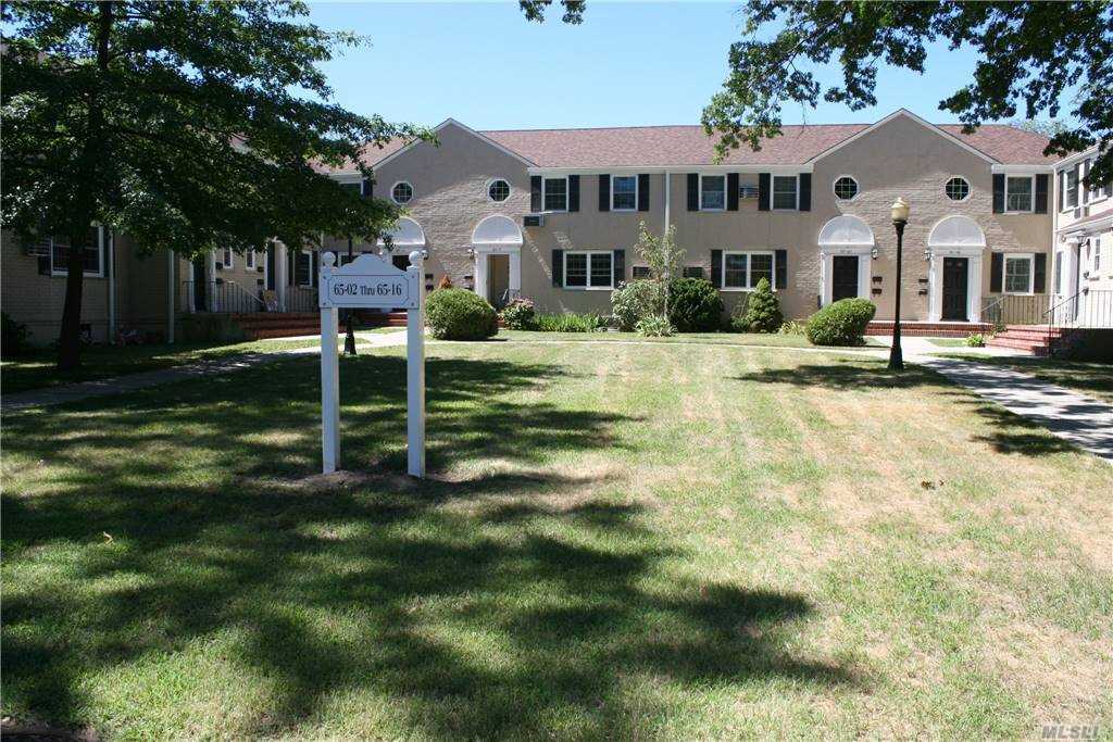 #1 photo, 65-10 223rd Place, कुईंस Oakland Gardens , NY 11364