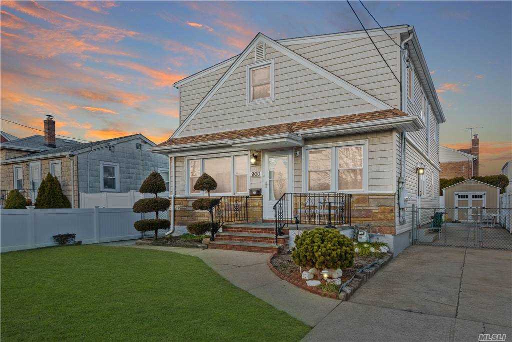 #1 photo, 900 Third Avenue, Franklin Square , NY 11010