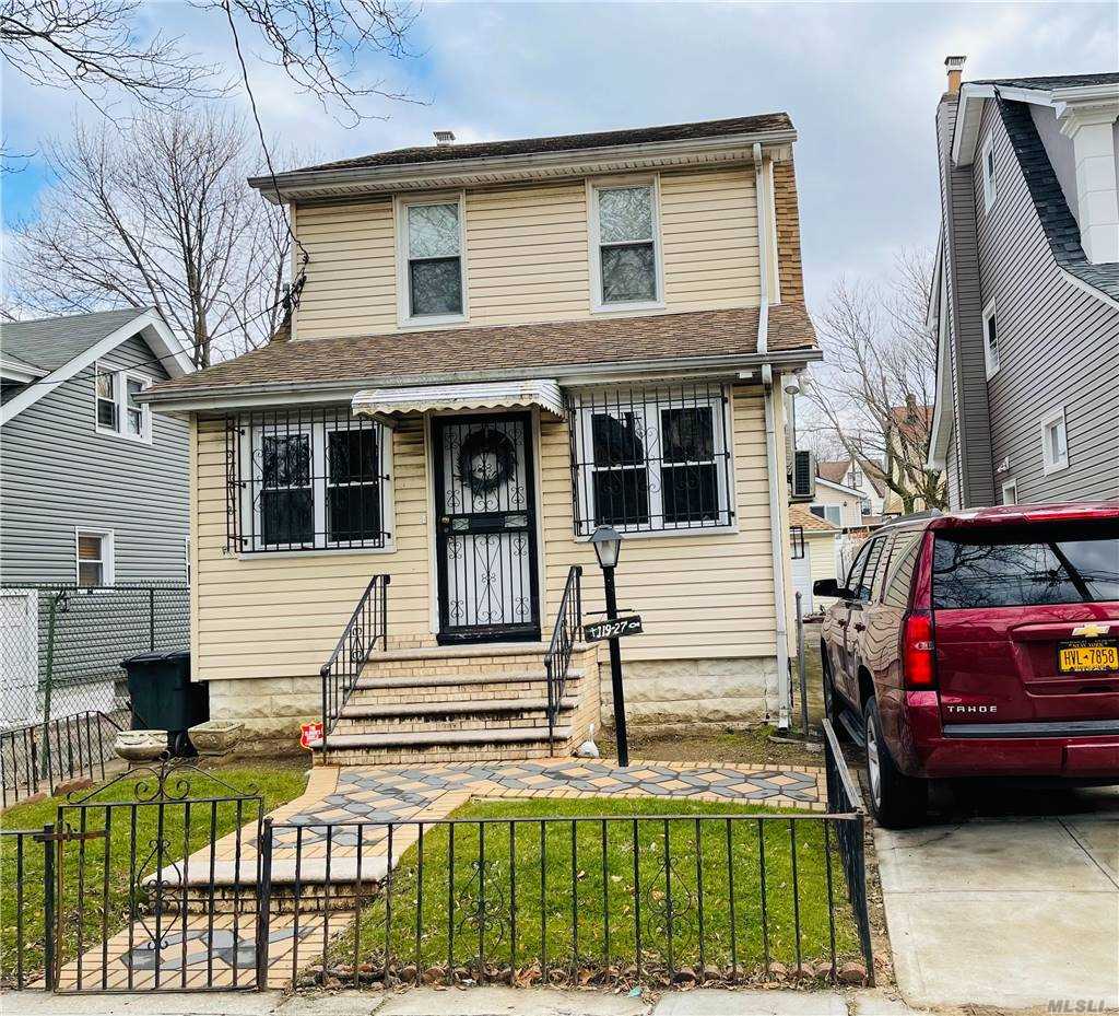 #1 photo, 119-27 192 Street, कुईंस Saint Albans , NY 11412