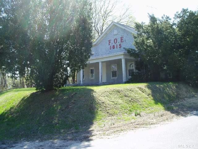 #1 photo, 1 Troy Court, Northport , NY 11768