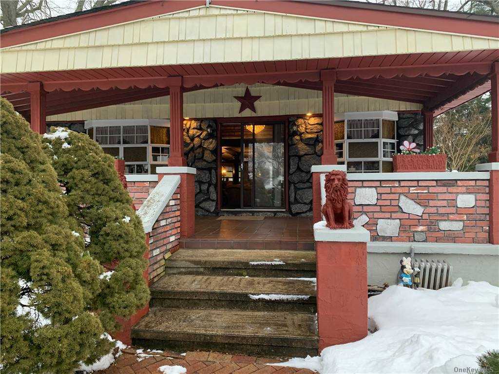 #1 photo, 484 Park Avenue, ナッソー郡 Merrick , NY 11566