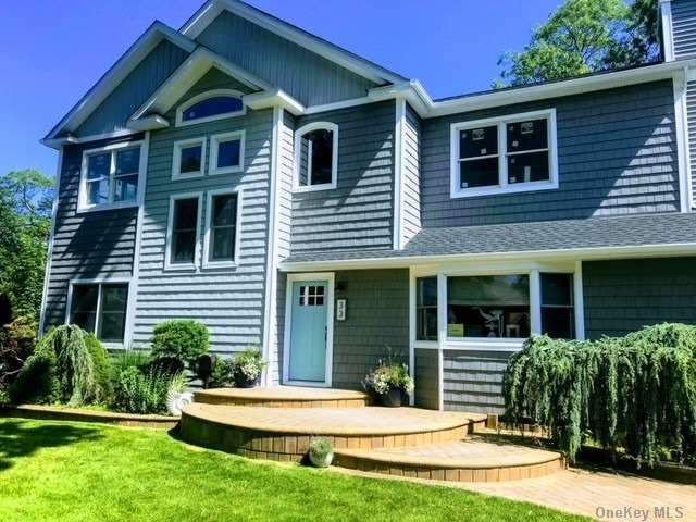 #1 photo, 33 Shinnecock Lane, East Islip , NY 11730