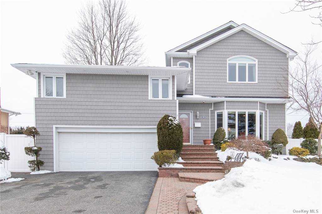 #1 photo, 33 Hollywood Drive, Plainview , NY 11803