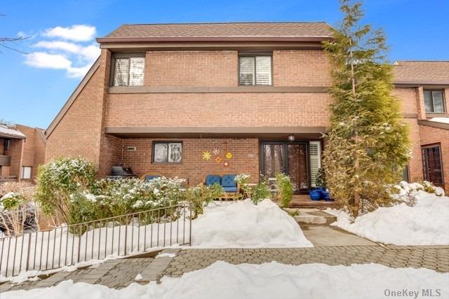 #1 photo, 55 Chestnut  Hill Drive, Roslyn , NY 11576