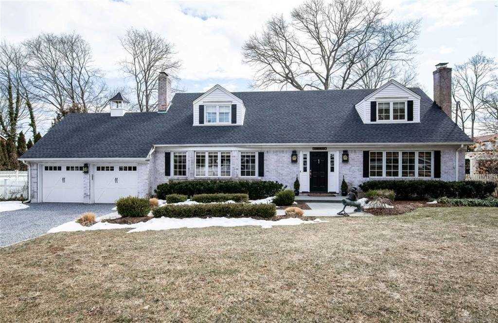 #1 photo, 60 Sea Spray Drive, サフォーク郡 Centerport , NY 11721