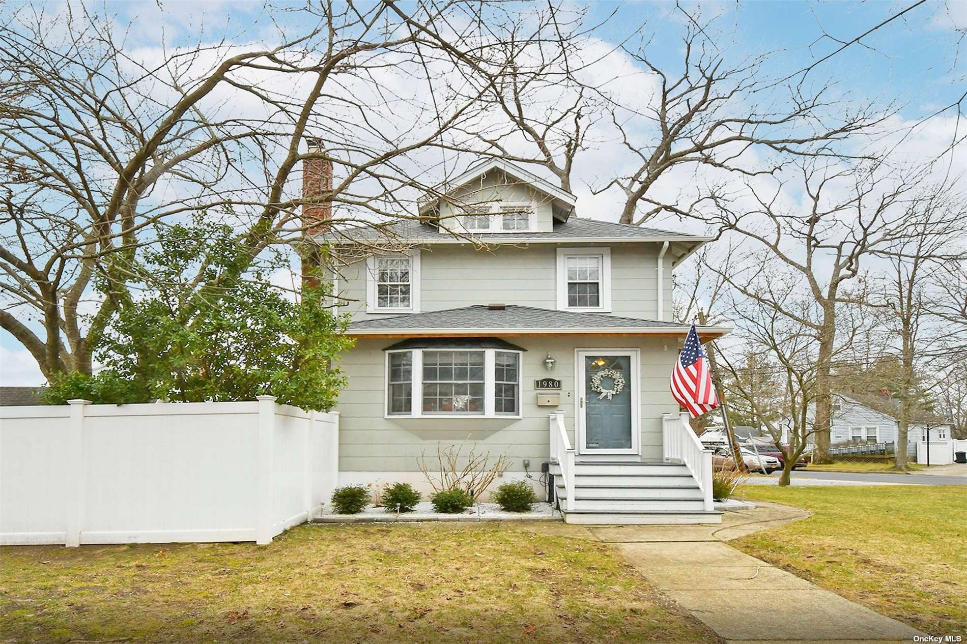 #1 photo, 1980 Seaford Avenue, ナッソー郡 Wantagh , NY 11793