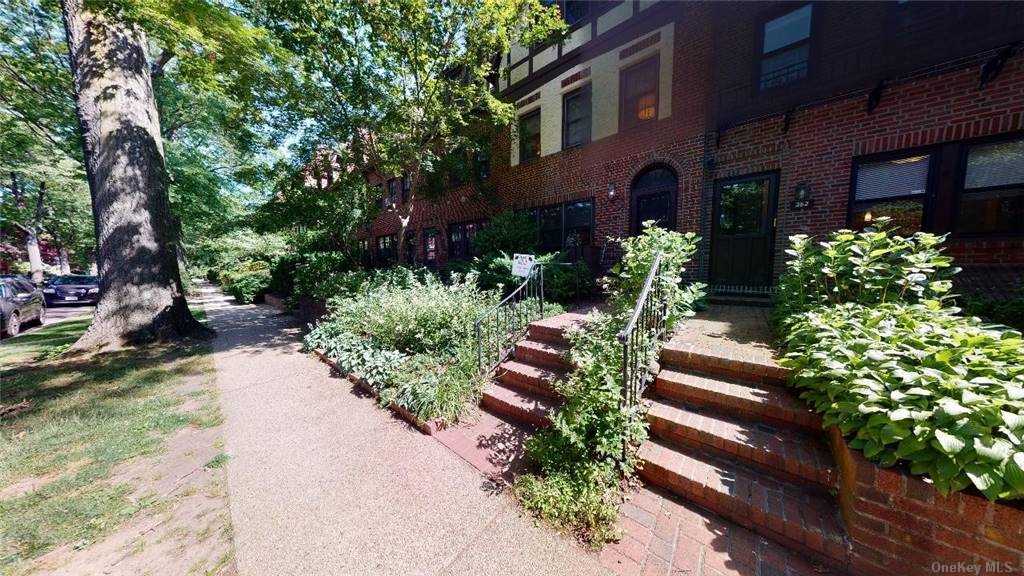 #1 photo, 282 Burns Street, Forest Hills , NY 11375