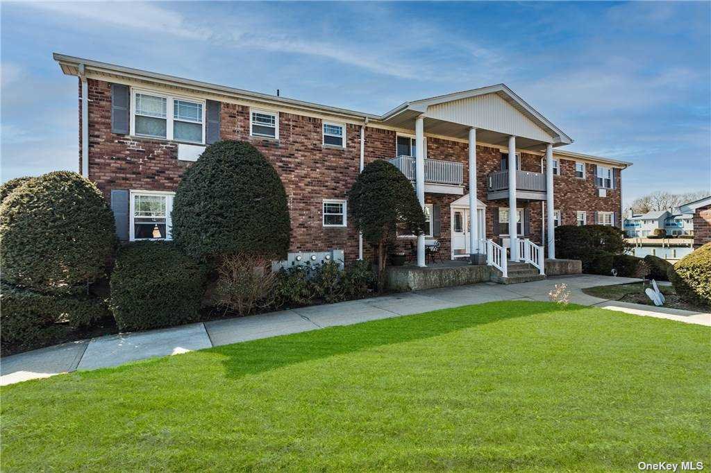 #1 photo, 121 Fairharbor Drive, Patchogue , NY 11772