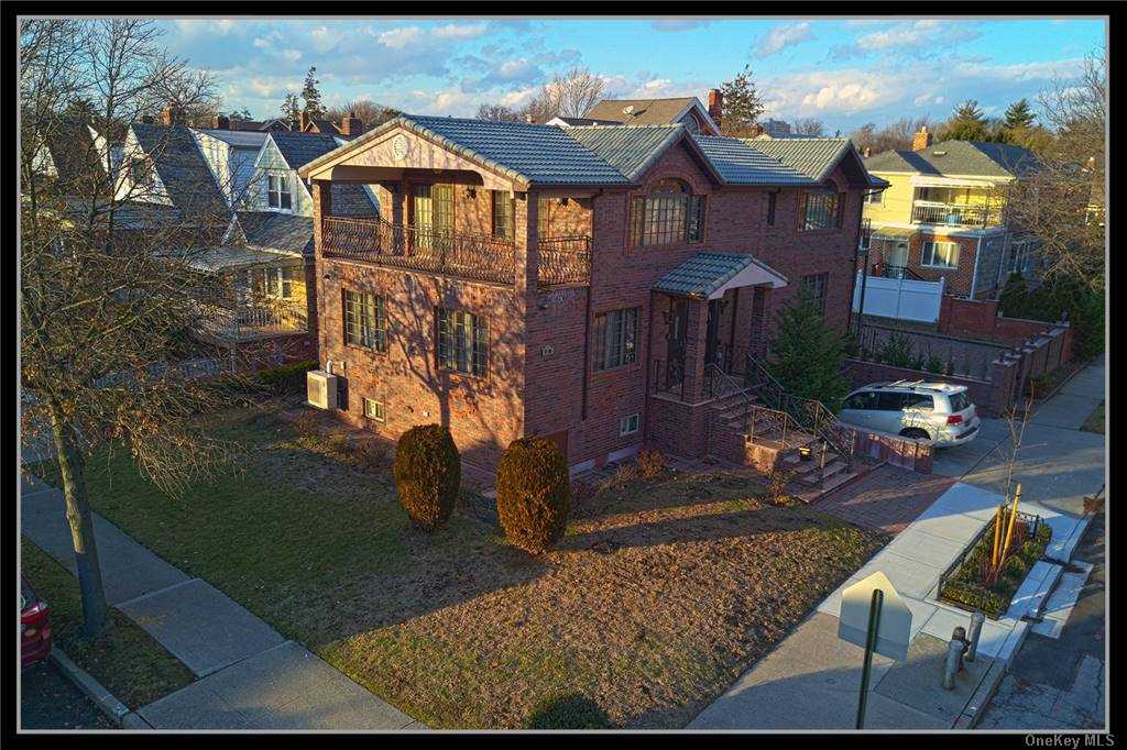 #1 photo, 87-05 65th Drive, 皇后区 雷哥公园 Rego Park , NY 11374