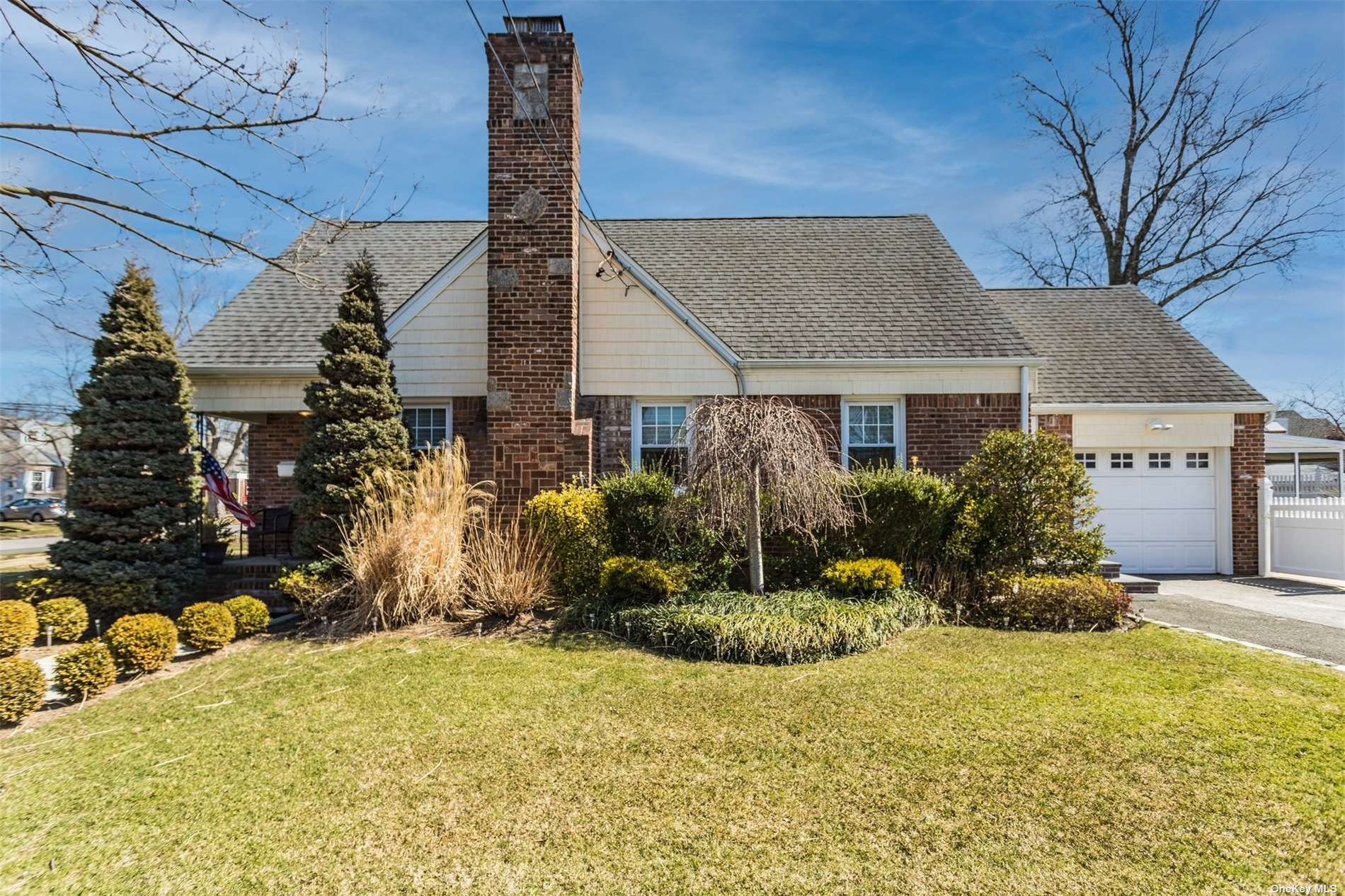 #1 photo, 381 N. Grove, ナッソー郡 Valley Stream , NY 11580