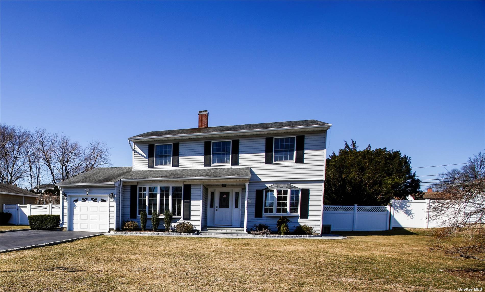 #1 photo, 178 Cirrus Road, Holbrook , NY 11741