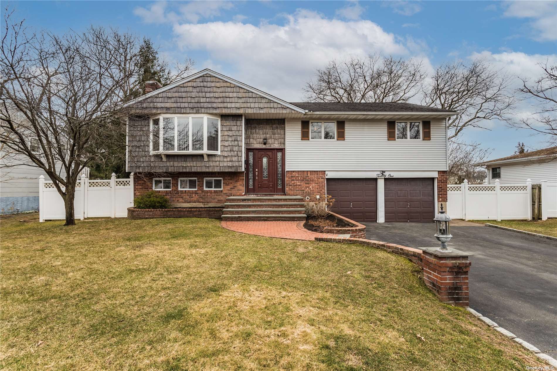 #1 photo, 21 Tiffany Lane, Smithtown , NY 11787