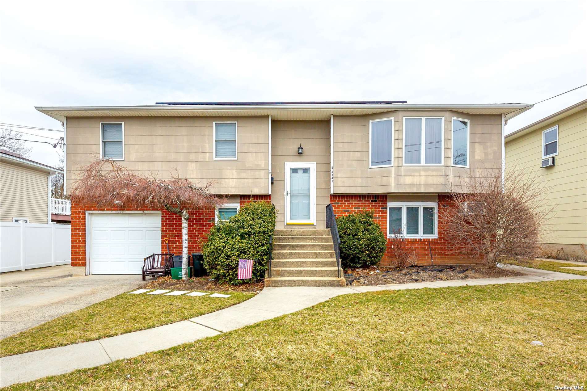 #1 photo, 2441 6 Avenue, ناسو East Meadow , NY 11554