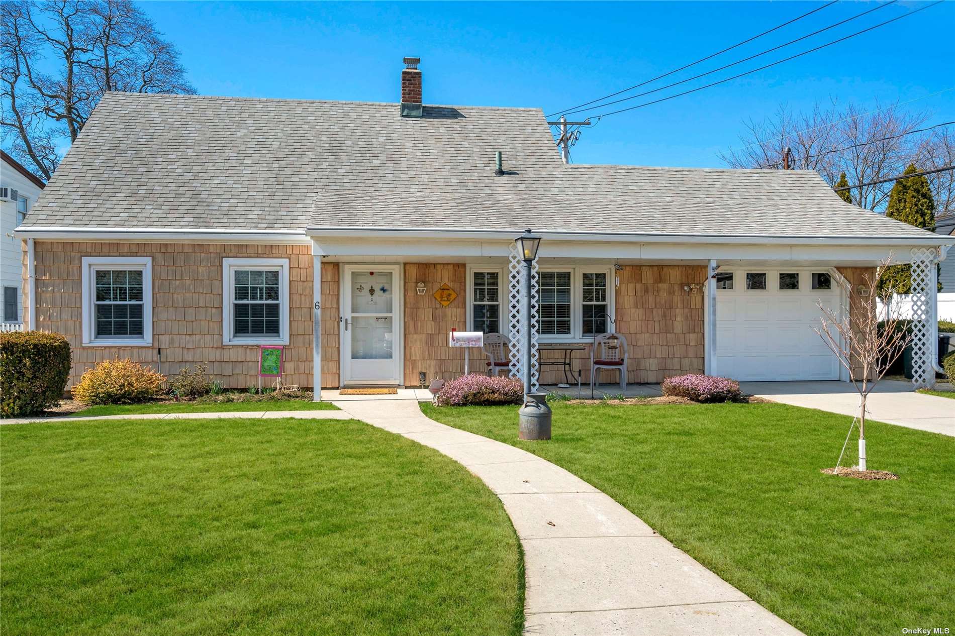 #1 photo, 6 Chapel Lane, 长岛 Levittown , NY 11756