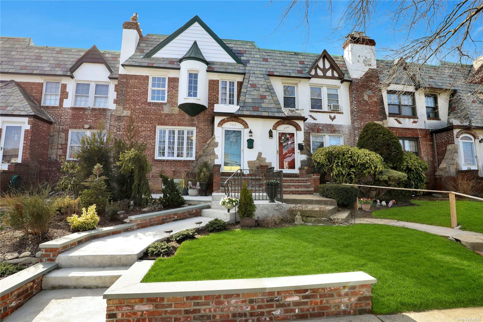 #1 photo, 342 Cochran Place, ナッソー郡 Valley Stream , NY 11581