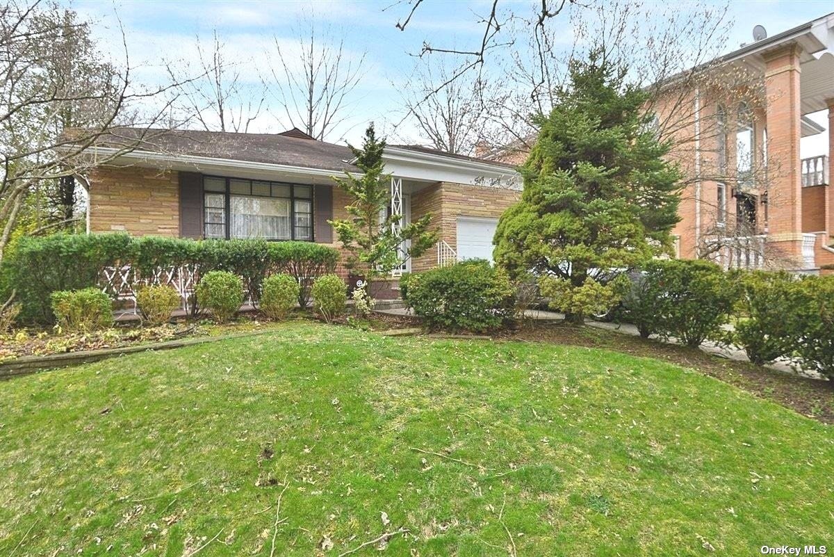 #1 photo, 50-64 231 Street, كوينز Bayside , NY 11364