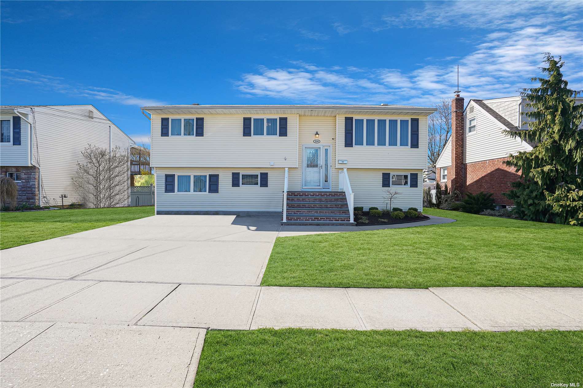 #1 photo, 226 N Pine Street, North Massapequa , NY 11758