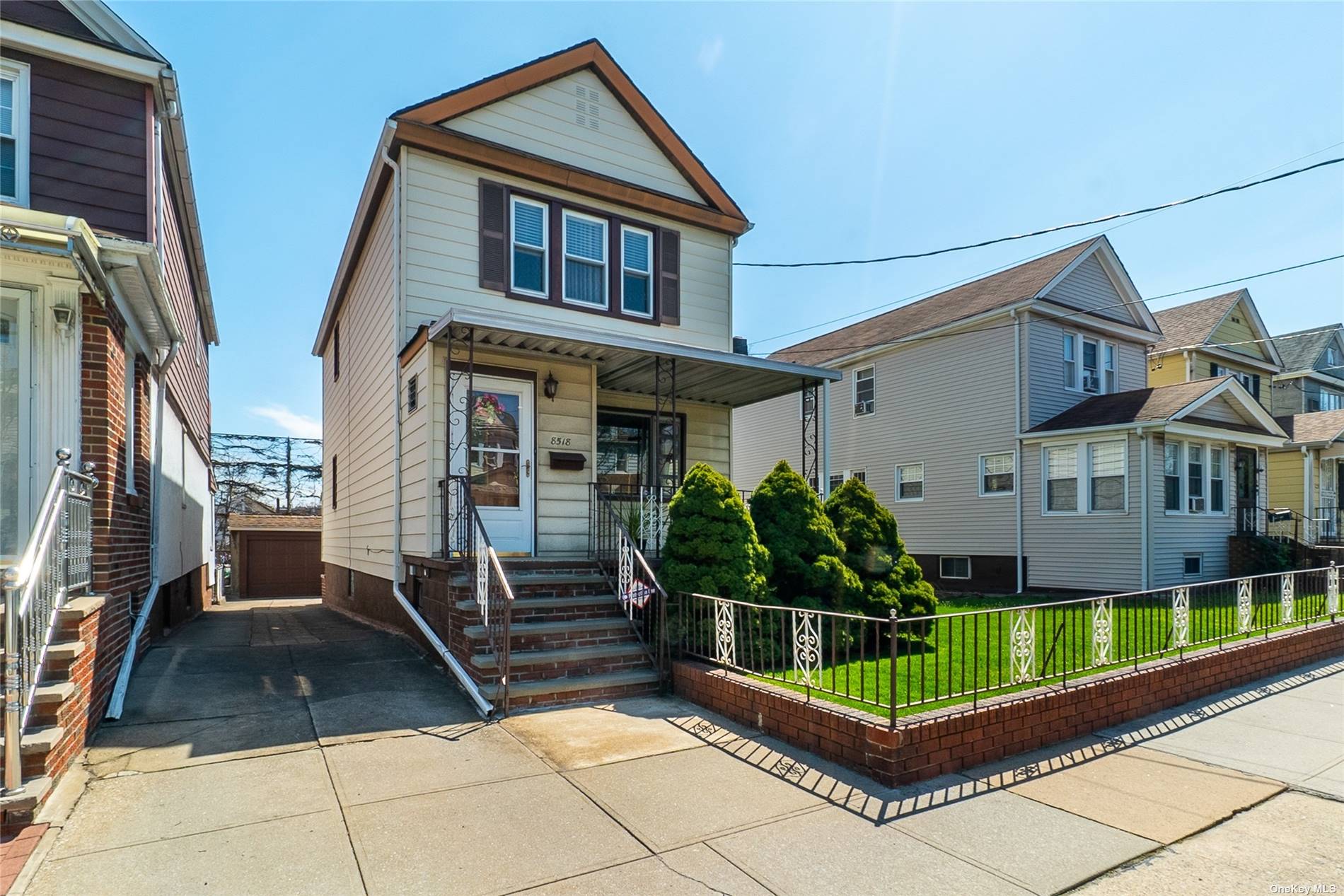 #1 photo, 85-18 55th Avenue, كوينز Elmhurst , NY 11373