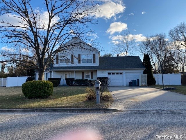 #1 photo, 18 Barone Drive, 東長島 科勒姆 Coram , NY 11727