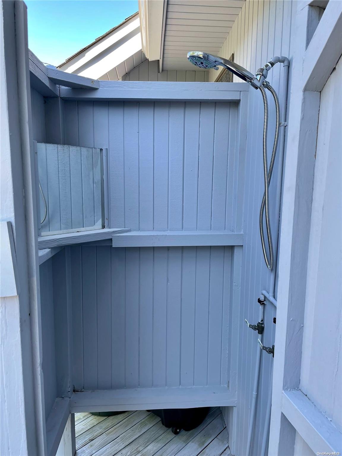 #17 photo, 180 Clipper Road, Ocean Beach , NY 11770