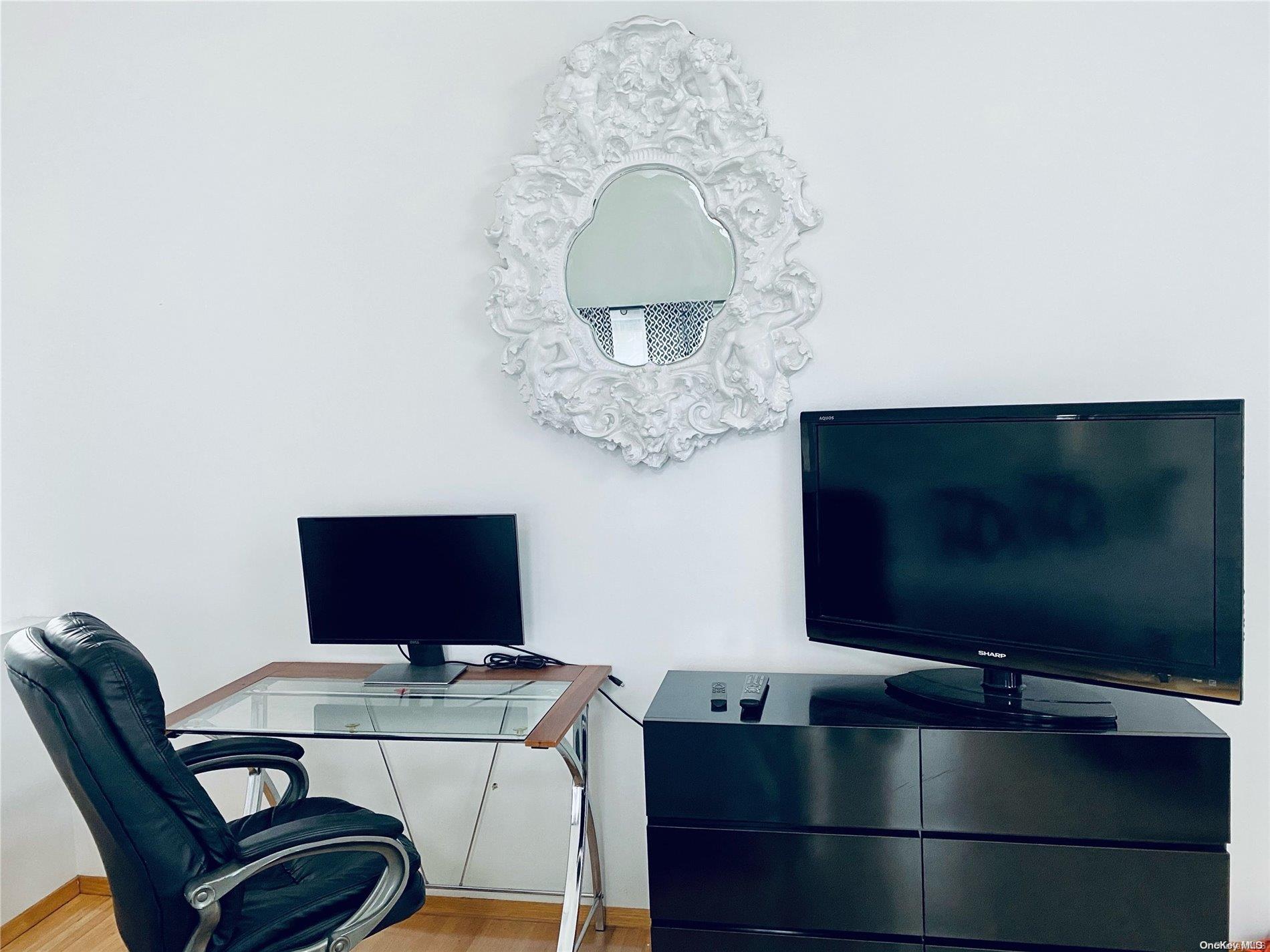 #8 photo, 180 Clipper Road, Ocean Beach , NY 11770