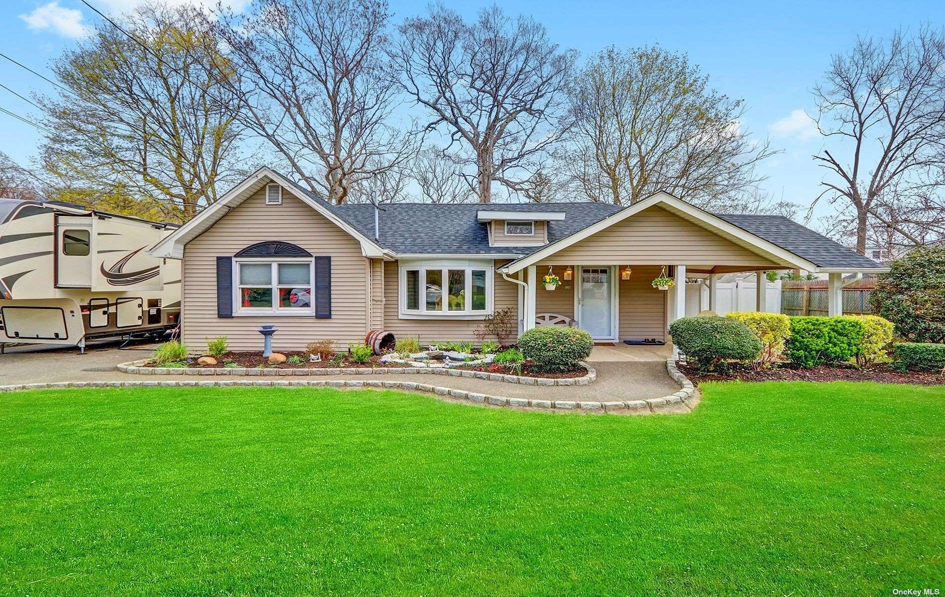 #1 photo, 133 Harrison Avenue, サフォーク郡 Miller Place , NY 11764