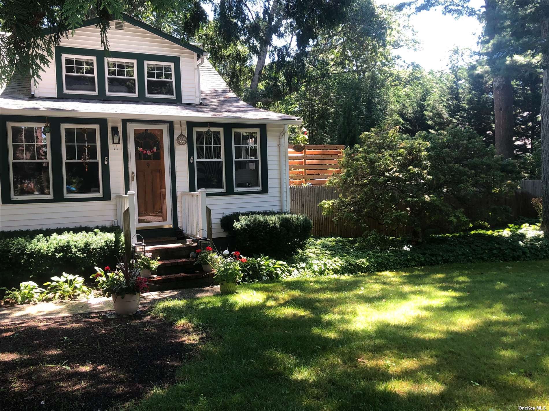 #1 photo, 11 Apricot Road, Rocky Point , NY 11778
