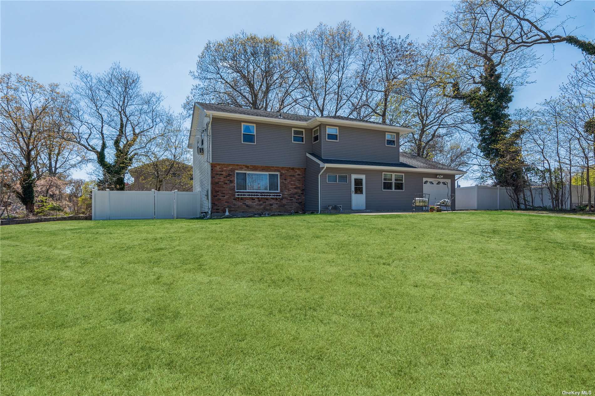 #1 photo, 4 Jefferson Blvd, Port Jefferson Station , NY 11776