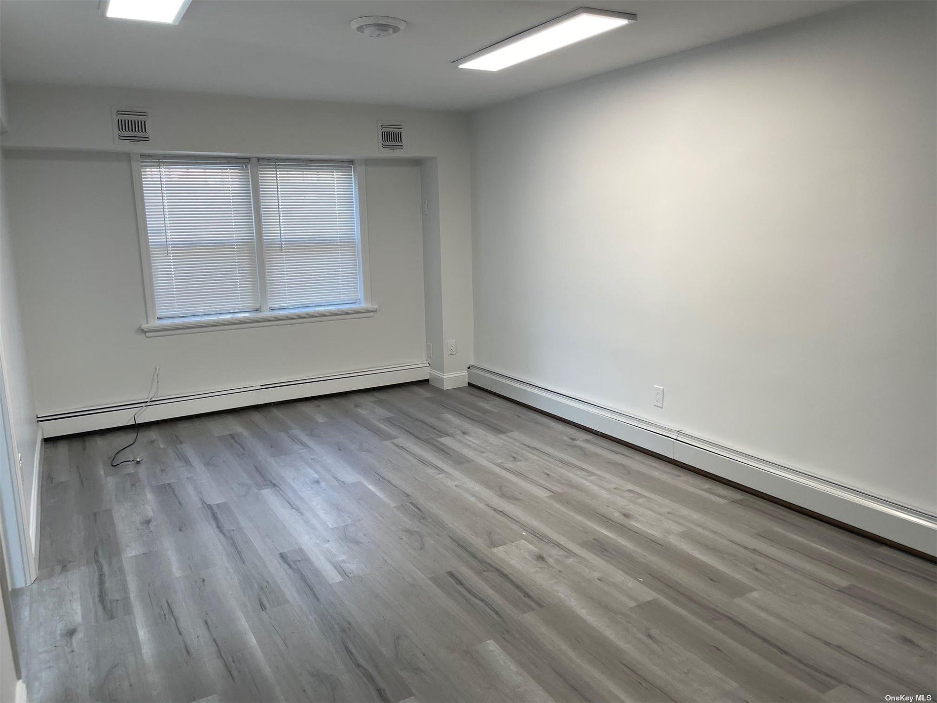 #1 photo, 168-01 43rd Avenue, Flushing , NY 11358