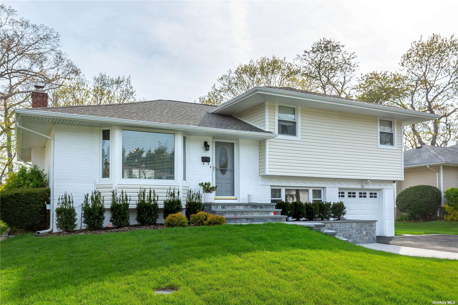 #1 photo, 25 Mellow Lane, Jericho , NY 11753