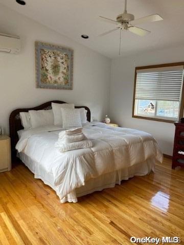 #8 photo, 736 Ocean Breeze, Ocean Beach , NY 11770