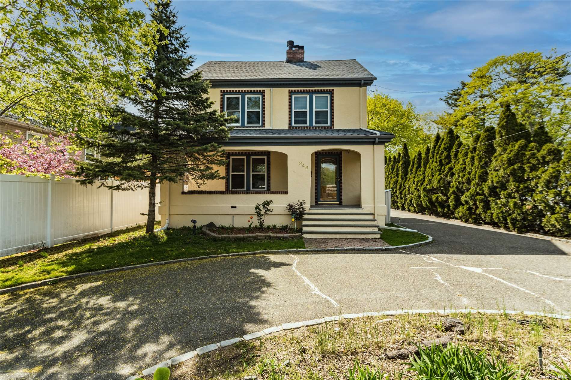 #1 photo, 242 Jackson Avenue, ناسو Syosset , NY 11791