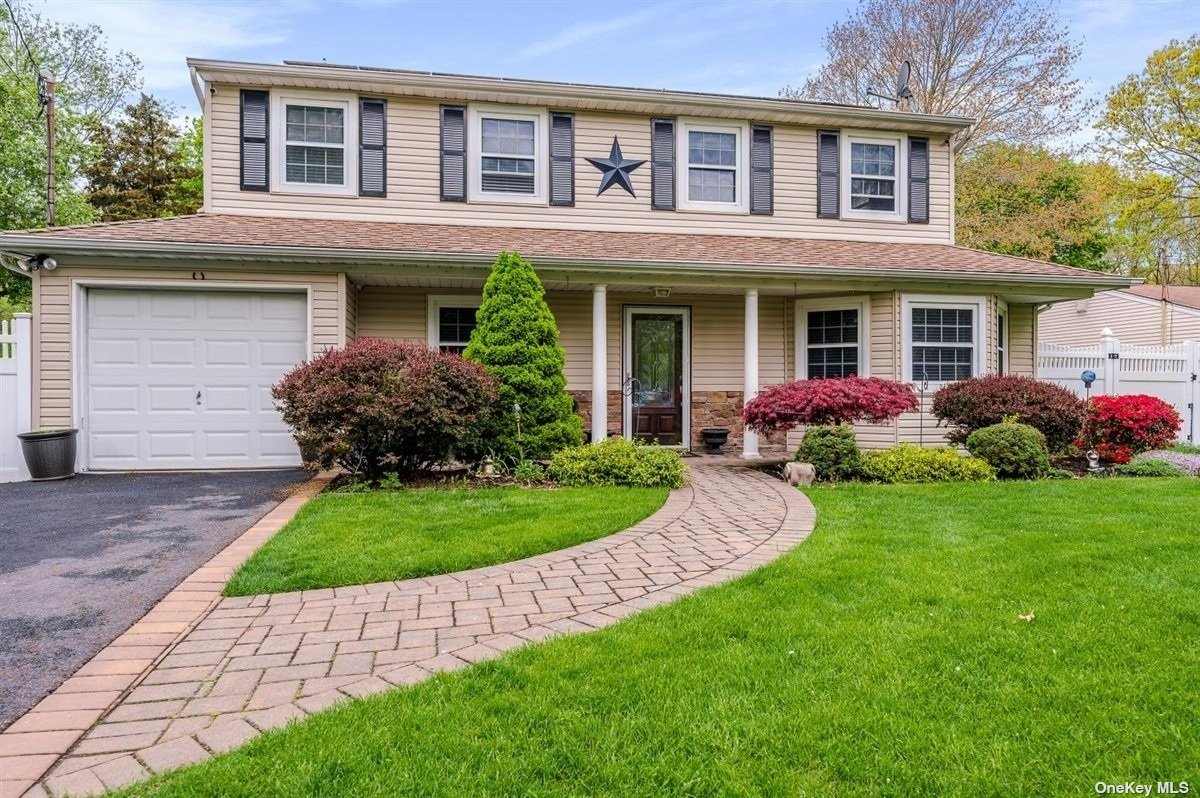 #1 photo, 32 Hickory Street, 东长岛 Port Jefferson Station , NY 11776