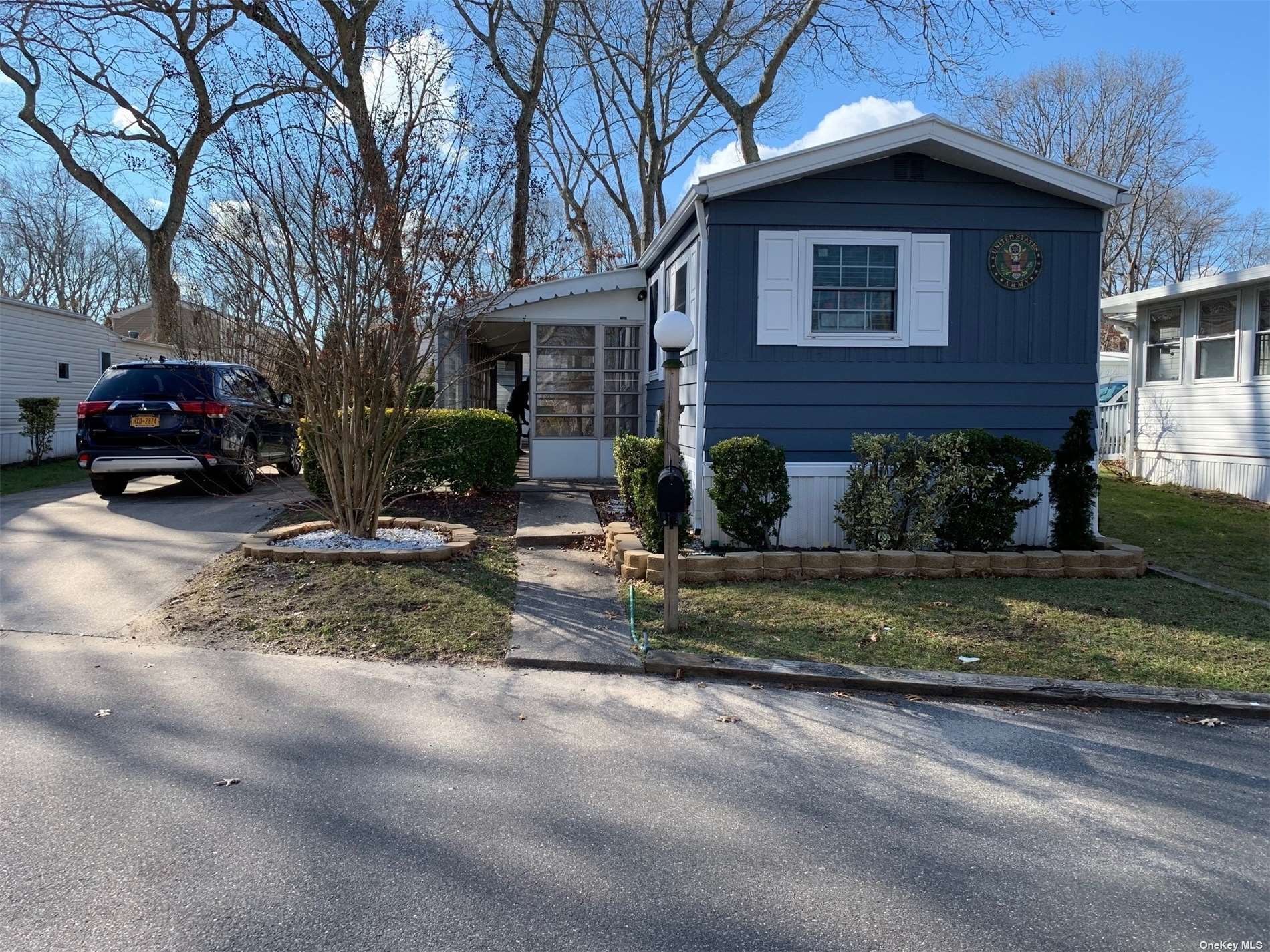 #1 photo, 1661-193 Old Country Road, Riverhead , NY 11901