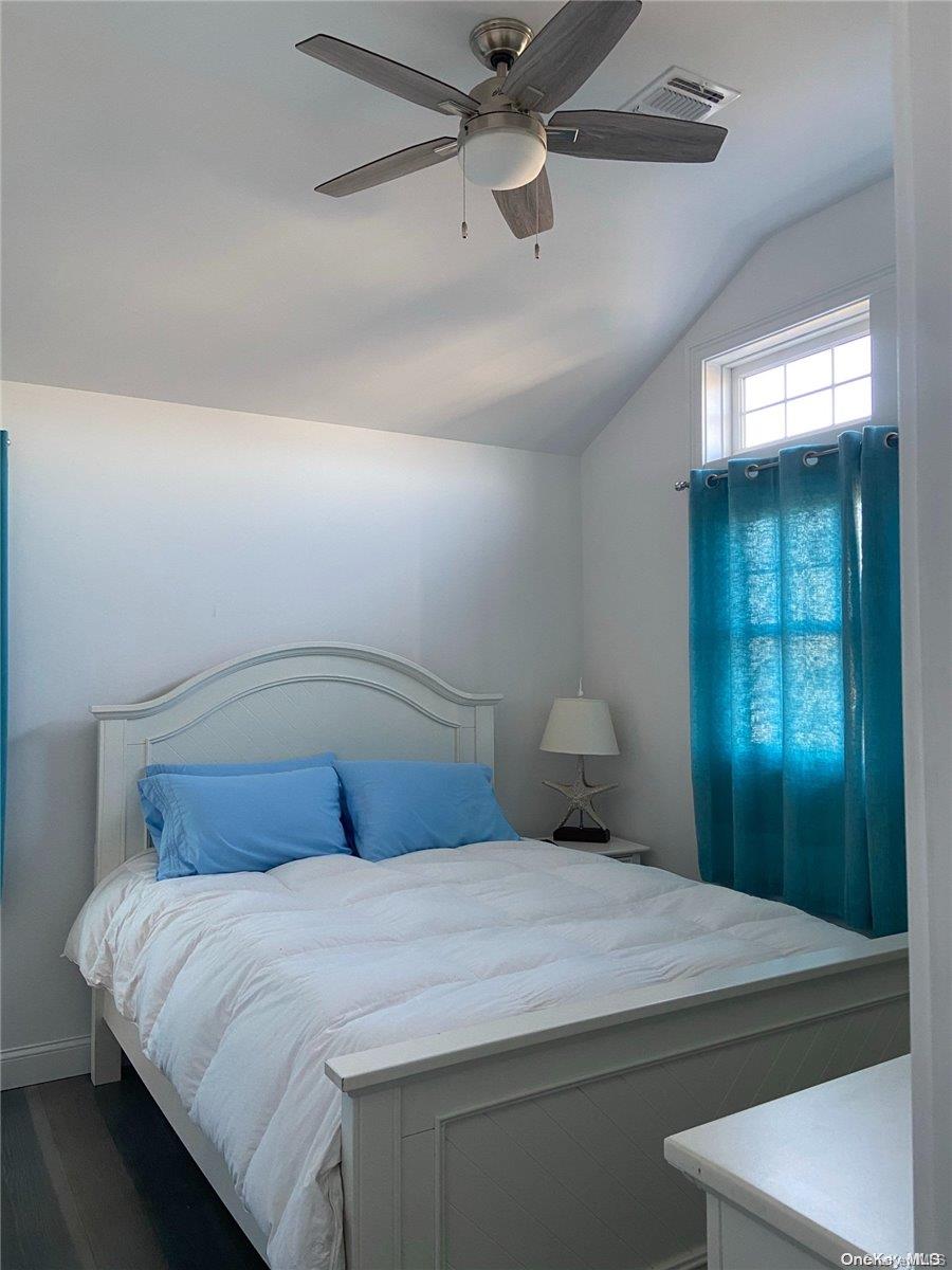 #18 photo, 343 Dehnhoff, Ocean Beach , NY 11770