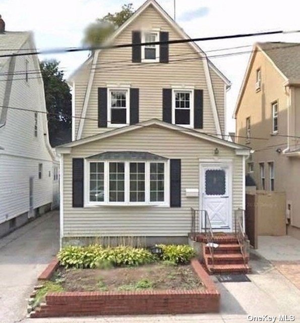 #1 photo, 248-15 89 Avenue, Bellerose , NY 11426