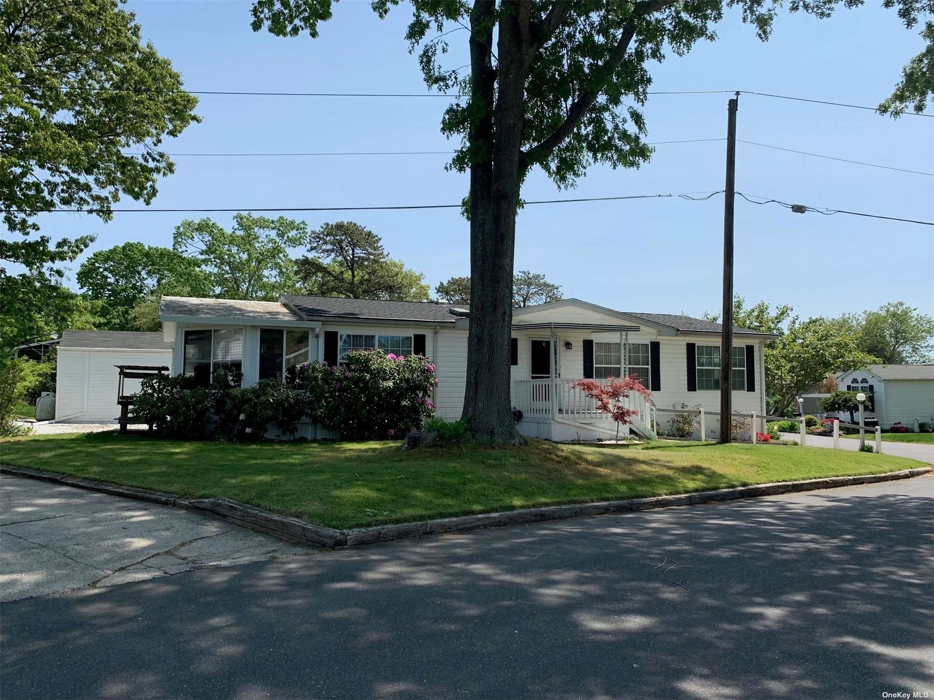 #1 photo, 1661-168C Old Country Road, Riverhead , NY 11901