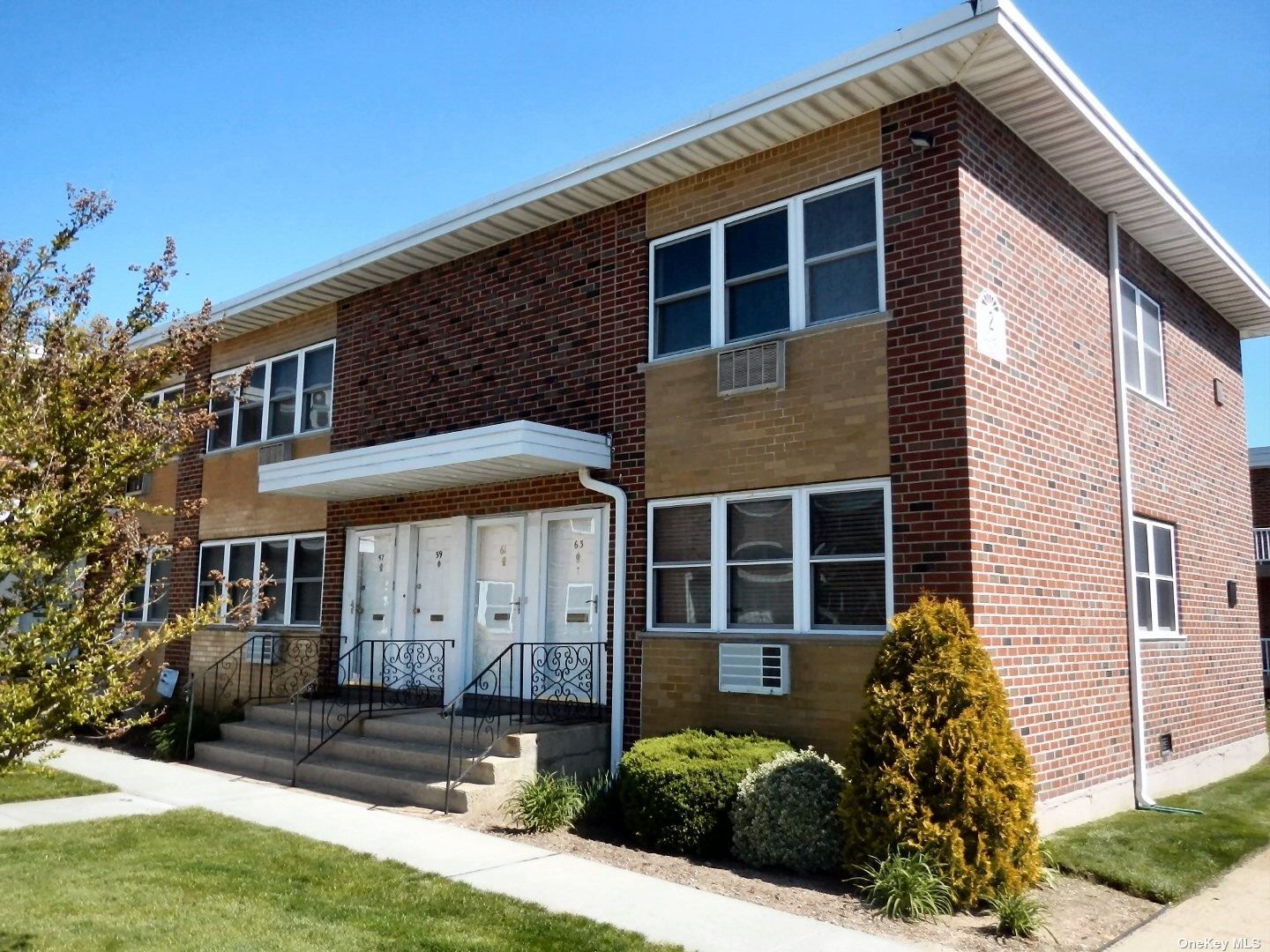 #1 photo, 61 Farber Drive, West Babylon , NY 11704