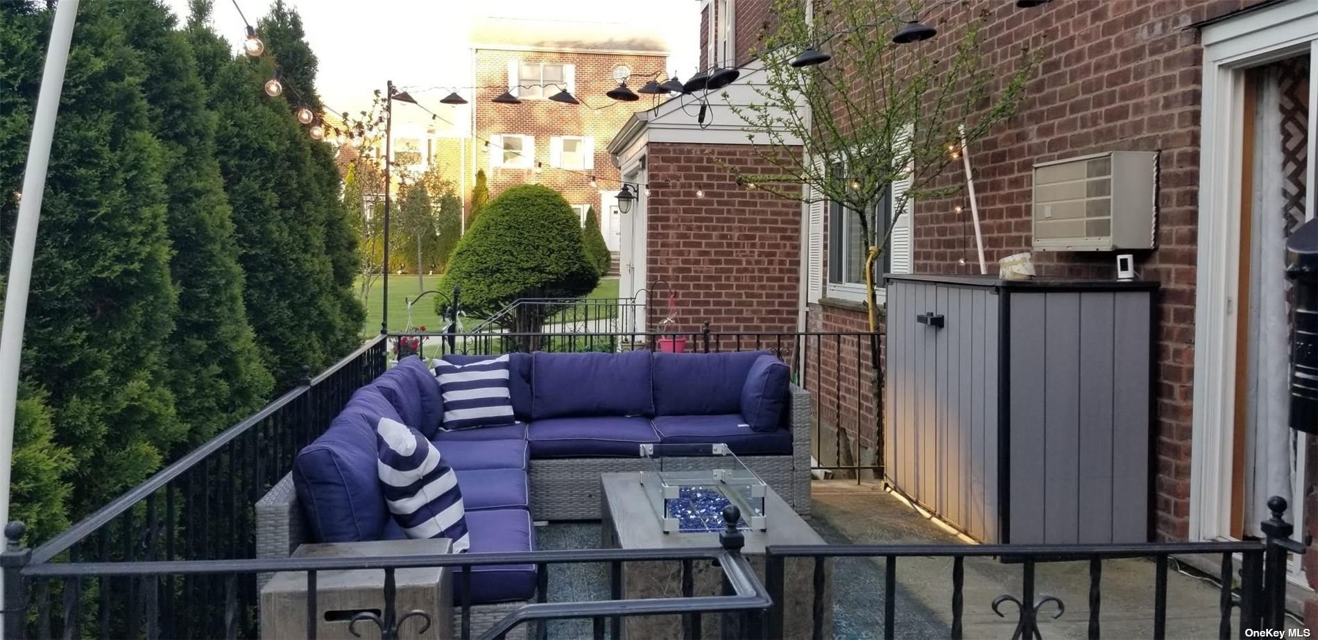 #1 photo, 263-10 73 Avenue Street, Glen Oaks , NY 11004