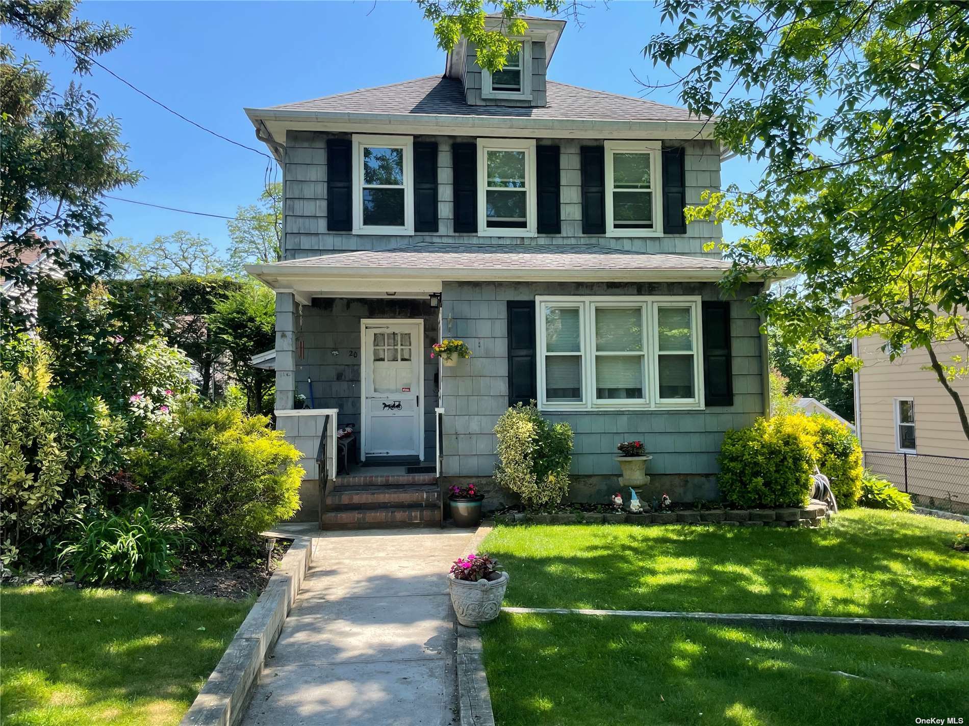 #1 photo, 20 Hillside Avenue, ナッソー郡 Glen Head , NY 11545