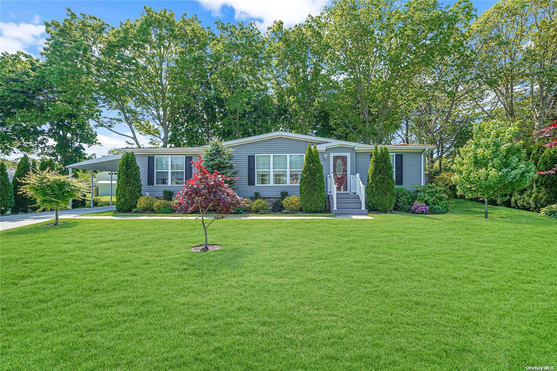 #1 photo, 1661-378 Old Country Road, Riverhead , NY 11901