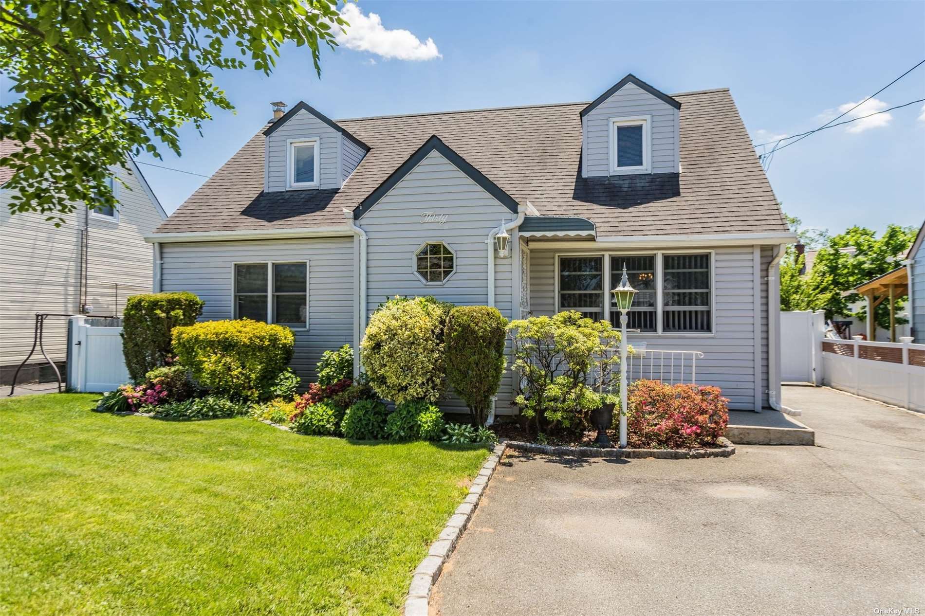 #1 photo, 30 Wheeler Avenue, ナッソー郡 Valley Stream , NY 11580